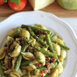 Pesto Pasta with Sun Dried Tomatoes and Roasted Asparagus Recipe