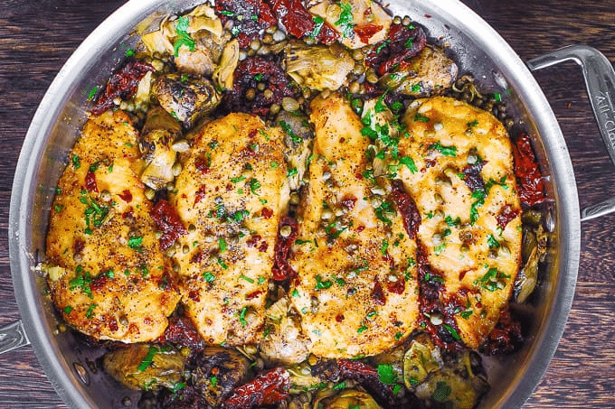 Mediterranean Chicken with Sun-Dried Tomatoes and Artichokes Recipe