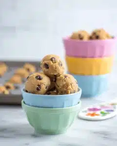 4-Ingredient Peanut Butter Protein Balls Recipe