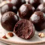 3-ingredient vegan energy balls Recipe