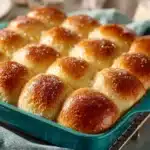 Easy Homemade Dinner Rolls Recipe