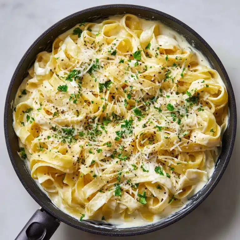 Easy Creamy Pumpkin Alfredo Pasta Recipe
