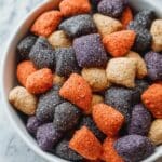 Halloween Muddy Buddies Snack Mix Recipe