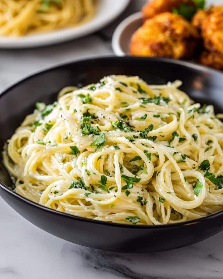 Creamy Garlic Parmesan Noodles Recipe