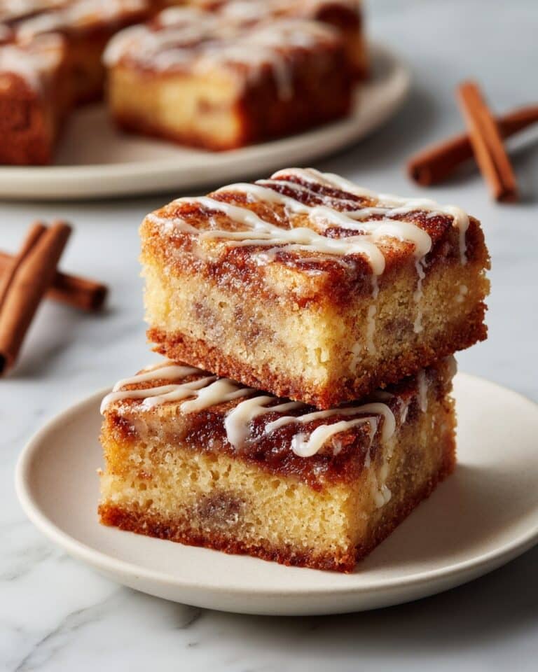 Cinnamon Roll Blondies Recipe