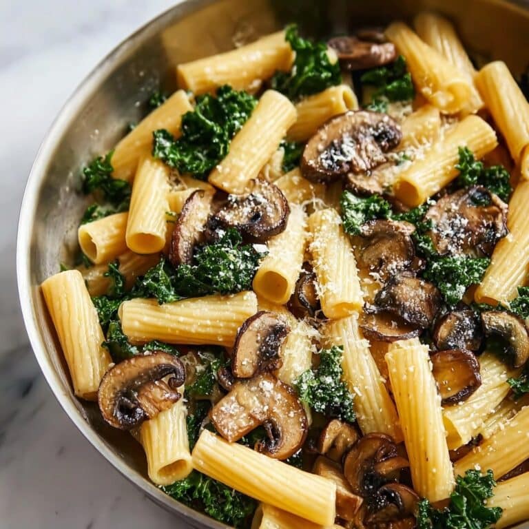Creamy Spinach and Mushroom Pasta Recipe