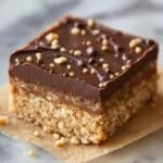 Healthy No-Bake Chocolate Peanut Butter Crunch Bars Recipe