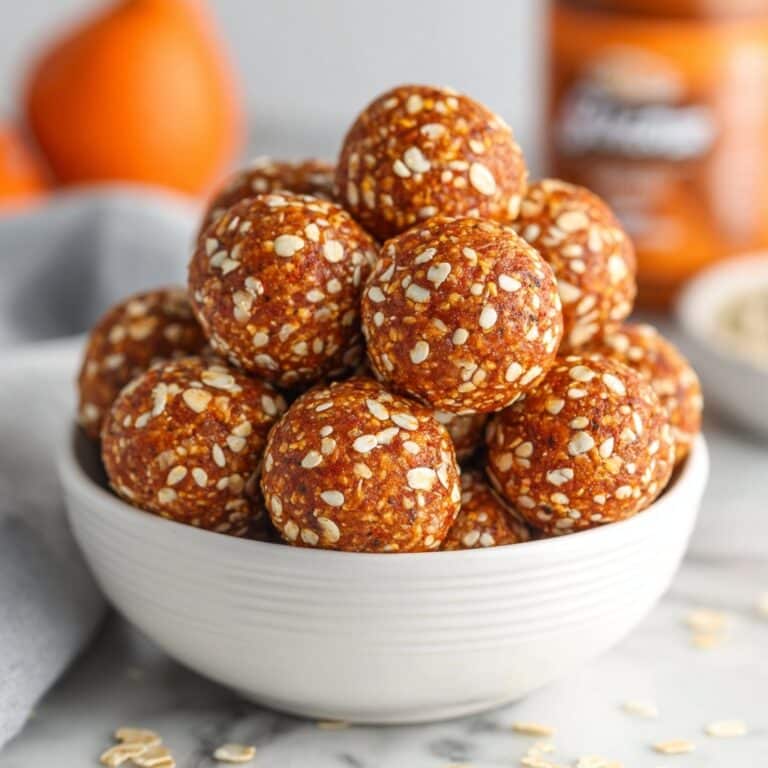 No-Bake Healthy Pumpkin Pie Energy Balls Recipe