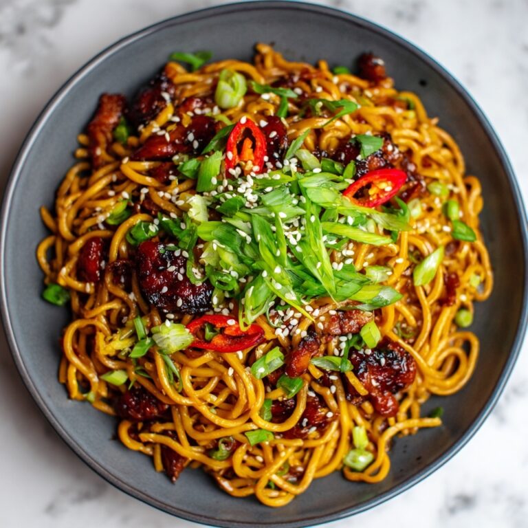 Sticky Garlic Chicken Noodles Recipe